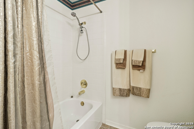 Image 23 of 40 For 13719 Chittim Woods