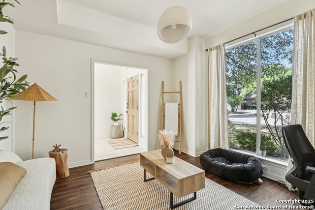 Image 25 of 40 For 13719 Chittim Woods