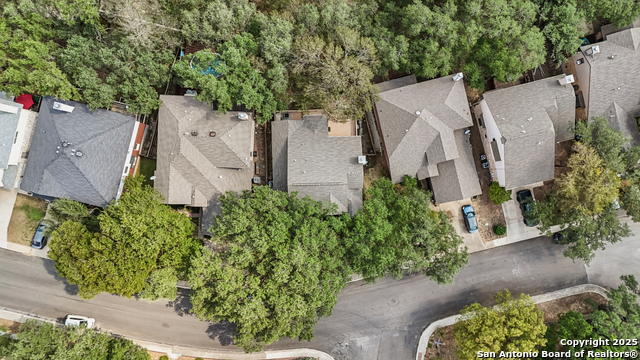 Image 37 of 40 For 13719 Chittim Woods