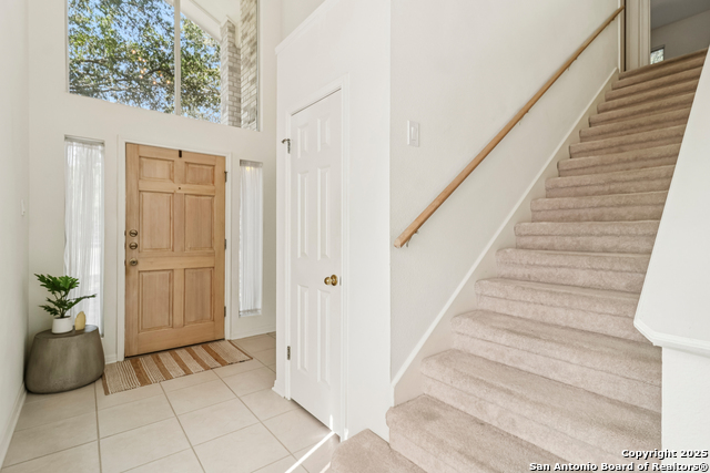 Image 4 of 40 For 13719 Chittim Woods