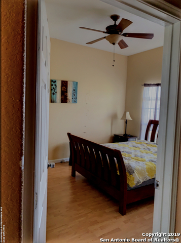 Listing photo id 10 for 6607 Fm 1346