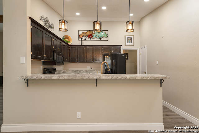 Image 11 of 33 For 7110 Mountain Grove