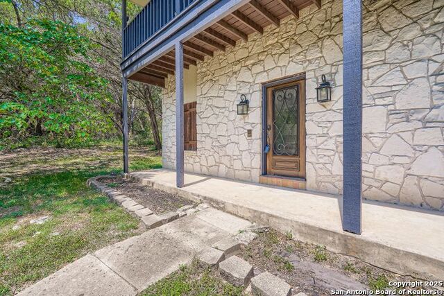 Image 4 of 19 For 9025 Fair Oaks Parkway