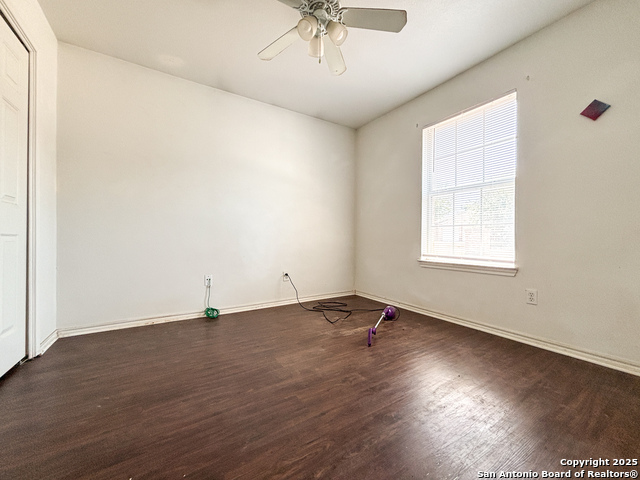 Image 2 of 5 For 1133 Misty Acres