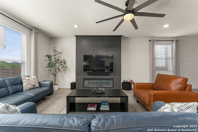 Image 5 of 30 For 10114 Tierra Roja