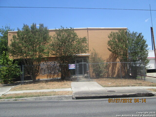 Image 10 of 11 For 4810 San Pedro