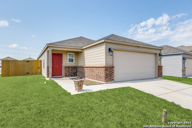 Image 2 of 18 For 622 Pleasanton Spring
