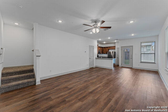 Image 6 of 22 For 7536 Briarwood Pass 101