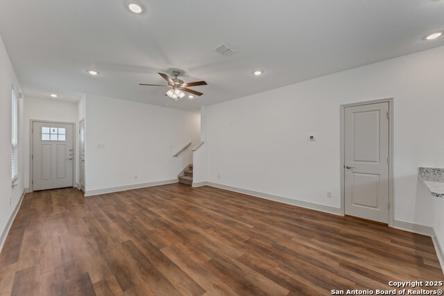 Image 8 of 22 For 7536 Briarwood Pass 101