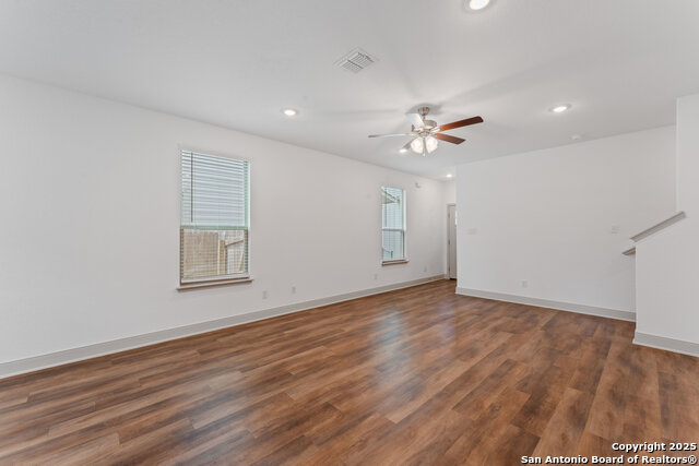 Image 9 of 22 For 7536 Briarwood Pass 101