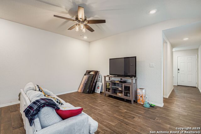 Image 5 of 28 For 4344 Lake Ritter