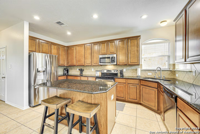 Image 8 of 25 For 317 Sea Headrig