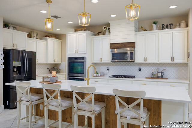 Image 4 of 24 For 12027 Hunt Estate