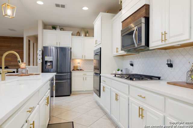 Image 5 of 24 For 12027 Hunt Estate