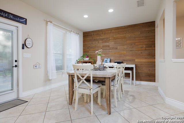 Image 6 of 24 For 12027 Hunt Estate