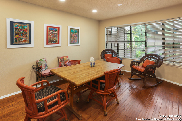 Listing photo id 8 for 7711 Callaghan 802
