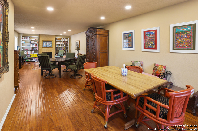 Listing photo id 10 for 7711 Callaghan 802