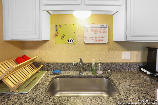 Listing photo id 13 for 7711 Callaghan 802