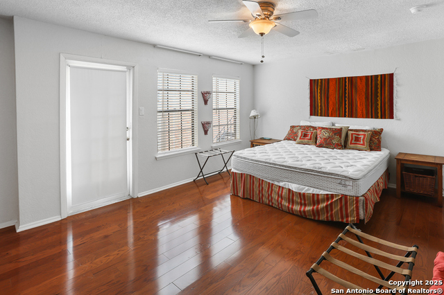 Listing photo id 16 for 7711 Callaghan 802