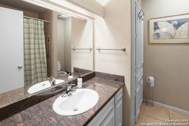 Listing photo id 24 for 7711 Callaghan 802