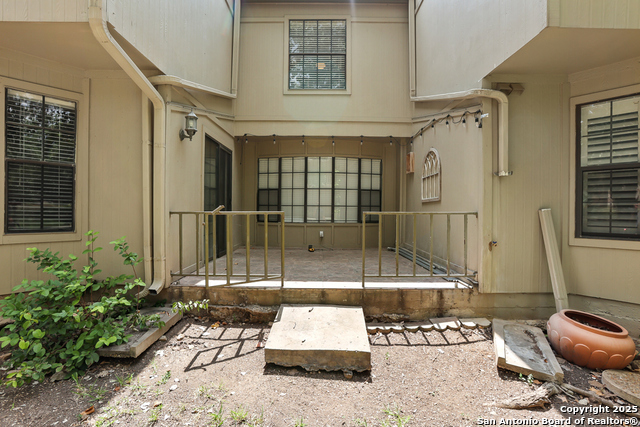 Listing photo id 26 for 7711 Callaghan 802