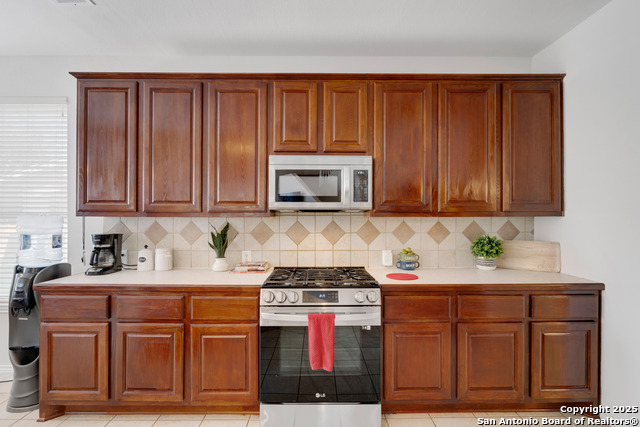 Image 11 of 36 For 8823 Brae Vista