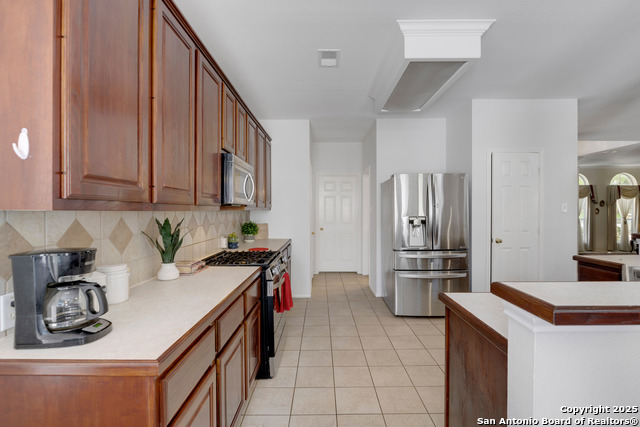 Image 13 of 36 For 8823 Brae Vista