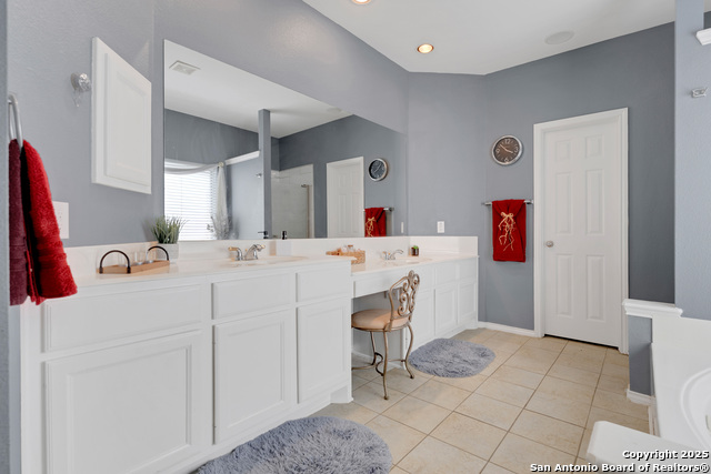 Image 25 of 36 For 8823 Brae Vista