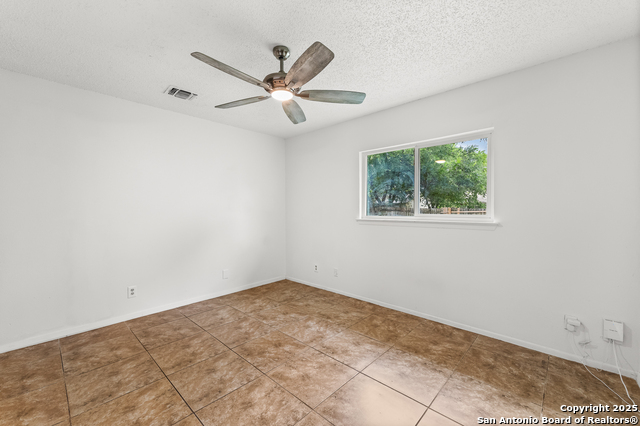 Image 17 of 29 For 9726 Hidden Swan