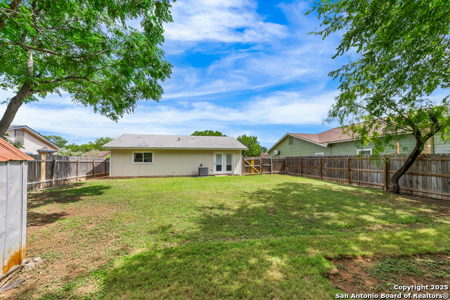 Image 4 of 29 For 9726 Hidden Swan