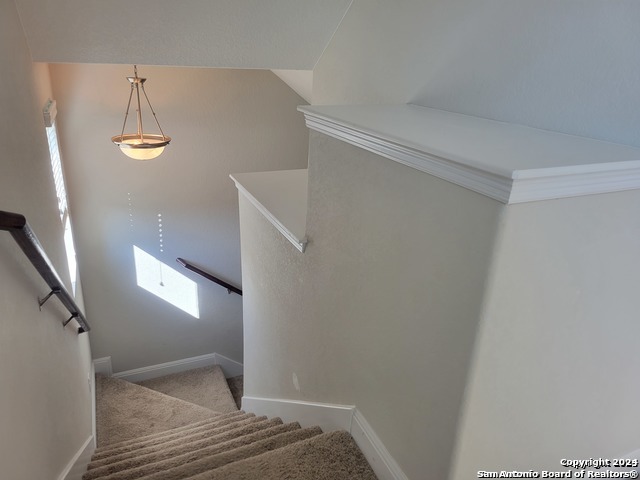 Listing photo id 23 for 8225 Limerick Falls