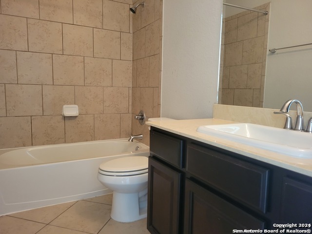 Listing photo id 25 for 8225 Limerick Falls