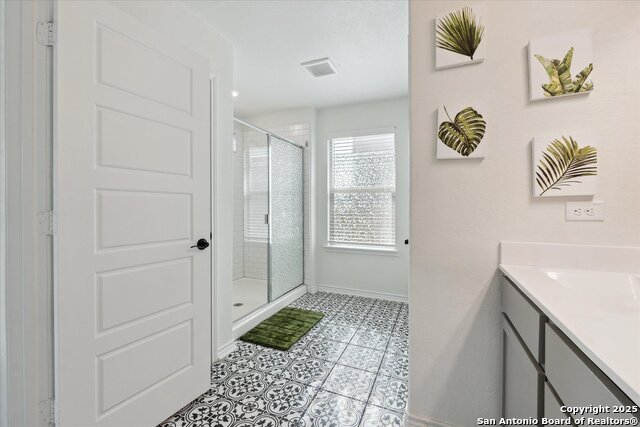 Image 41 of 49 For 11314 Hill Top