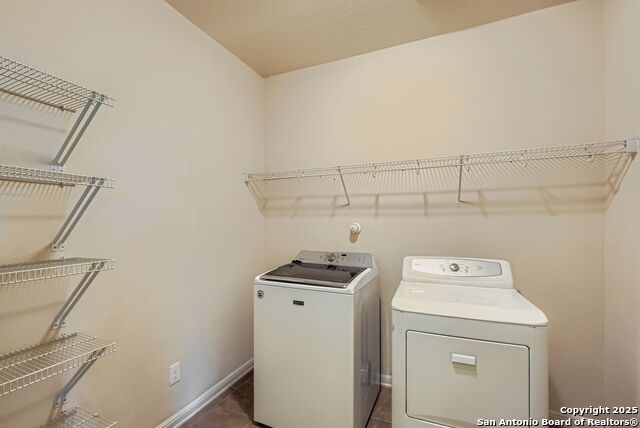 Image 24 of 28 For 9035 Gull