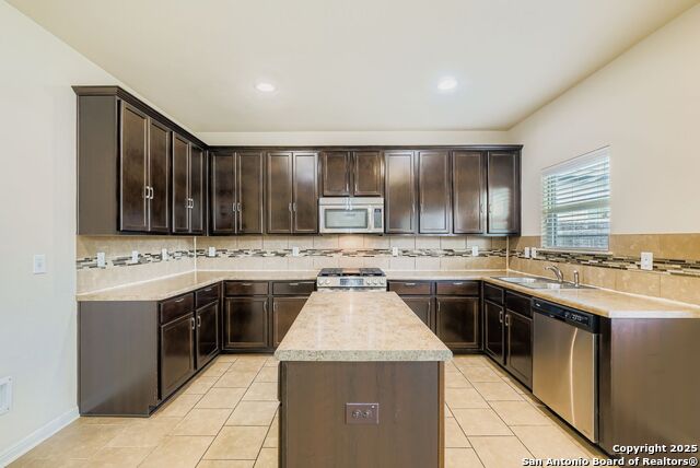 Image 6 of 28 For 9035 Gull