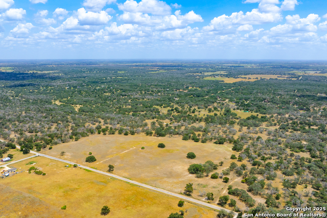 Details for 2774 County Road 320, Floresville, TX 78114