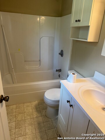 Listing photo id 10 for 328 Kinsey Ln