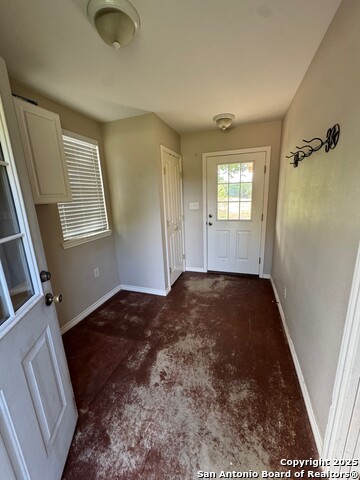Listing photo id 7 for 328 Kinsey Ln