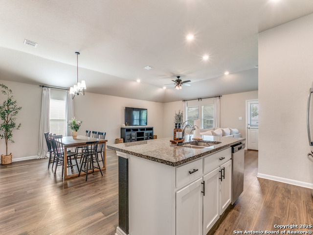 Image 11 of 26 For 5522 Coral Valley