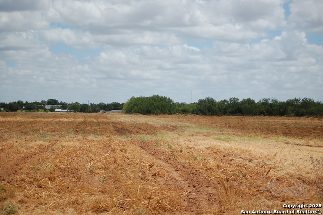 Listing photo id 13 for Tbd Ih 35