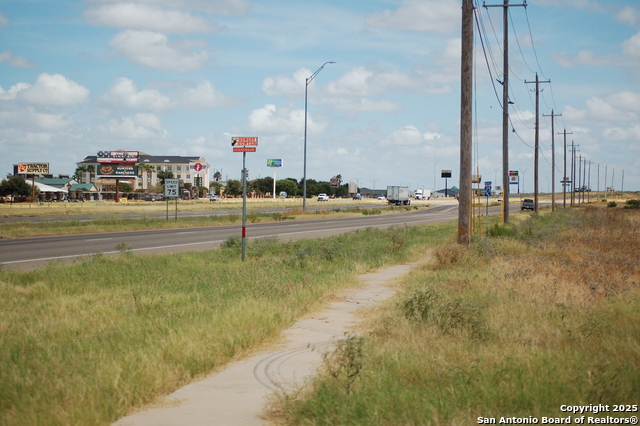 Listing photo id 2 for Tbd Ih 35