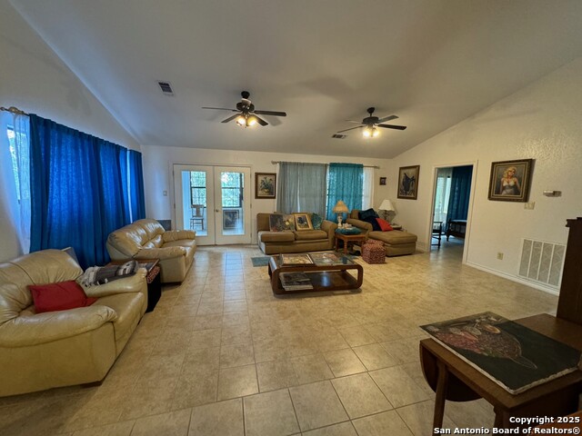 Image 6 of 16 For 572 Fm 2107  