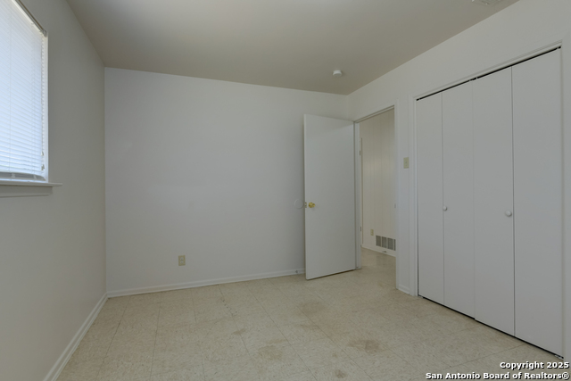 Image 13 of 22 For 410 Maple