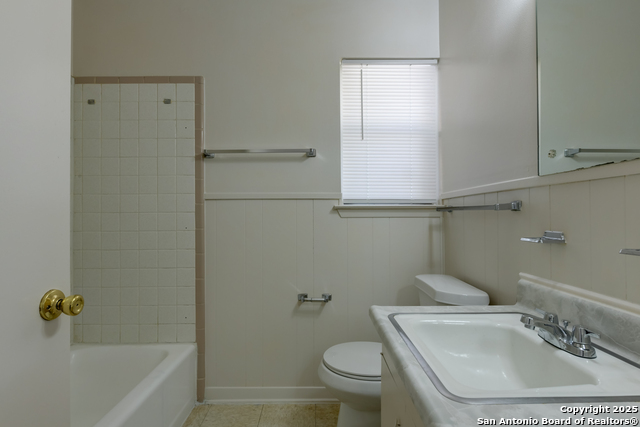 Image 15 of 22 For 410 Maple