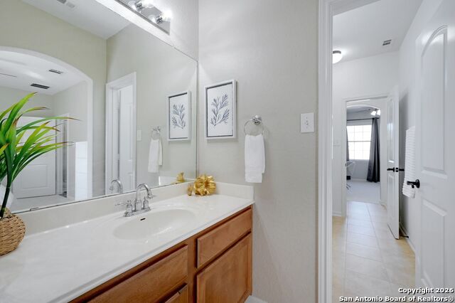 Image 22 of 39 For 814 Artisan Way