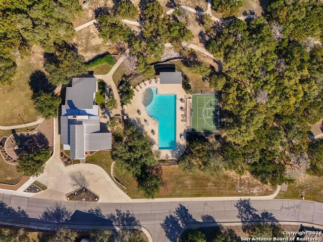 Image 32 of 39 For 814 Artisan Way