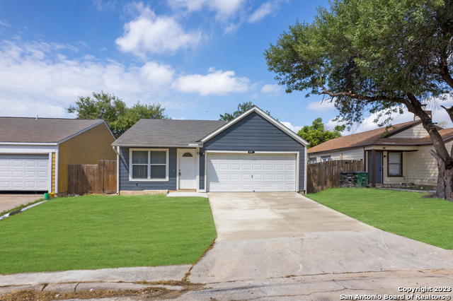 4107 Sunrise Glade Dr