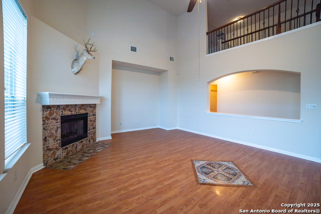 Image 8 of 28 For 1414 Mesa  