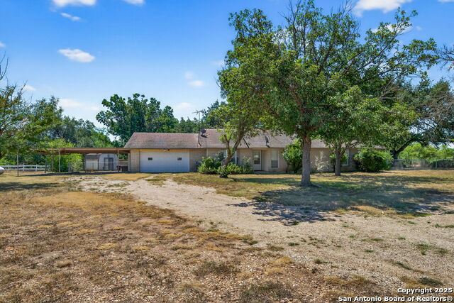 Listing photo id 19 for 281 County Road 265