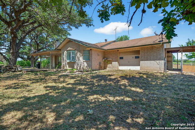 Listing photo id 23 for 281 County Road 265